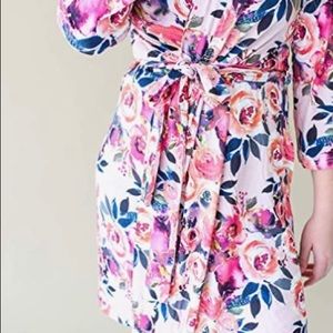 Posh peanut mommy robe